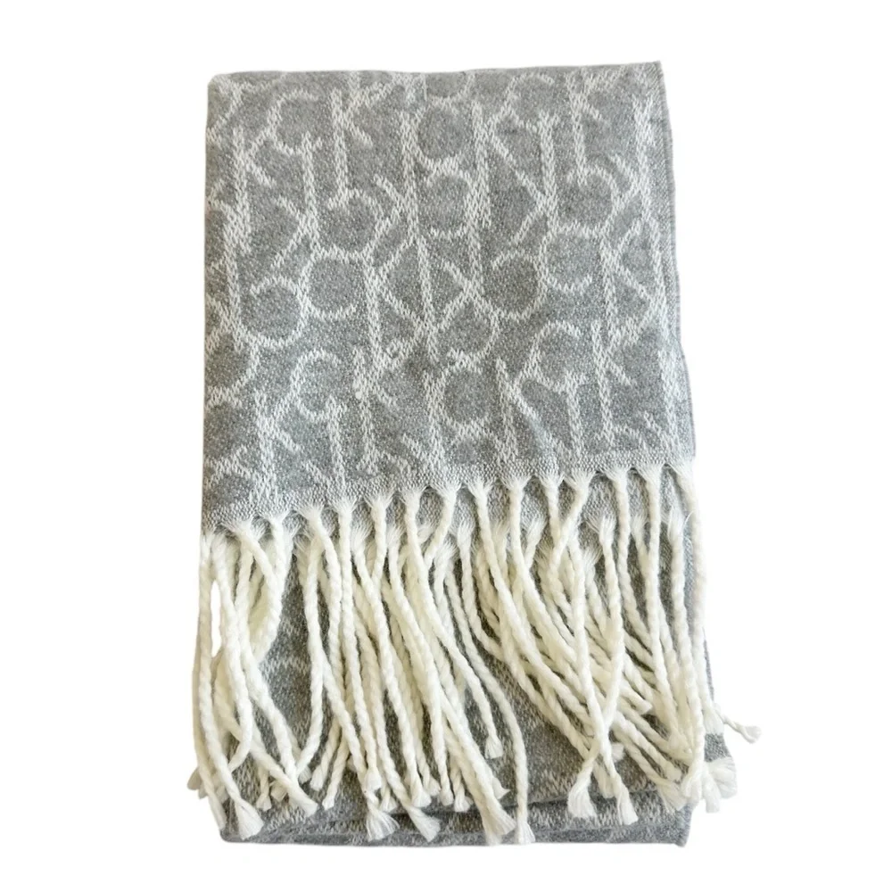 Calvin Klein NWOT Scarf Gray Cream Fringe Logo Acrylic Warm Cozy Winter Fall